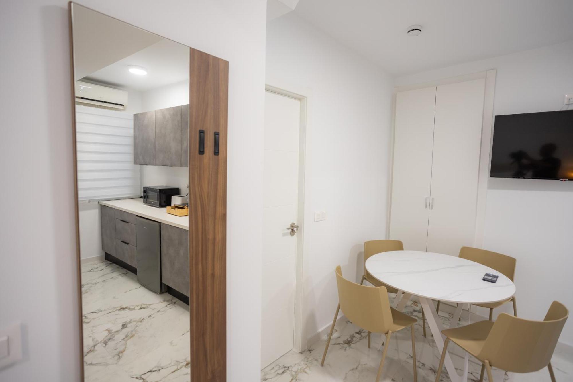 L&G Apartments Bahia Suite อาลิกันเต ภายนอก รูปภาพ