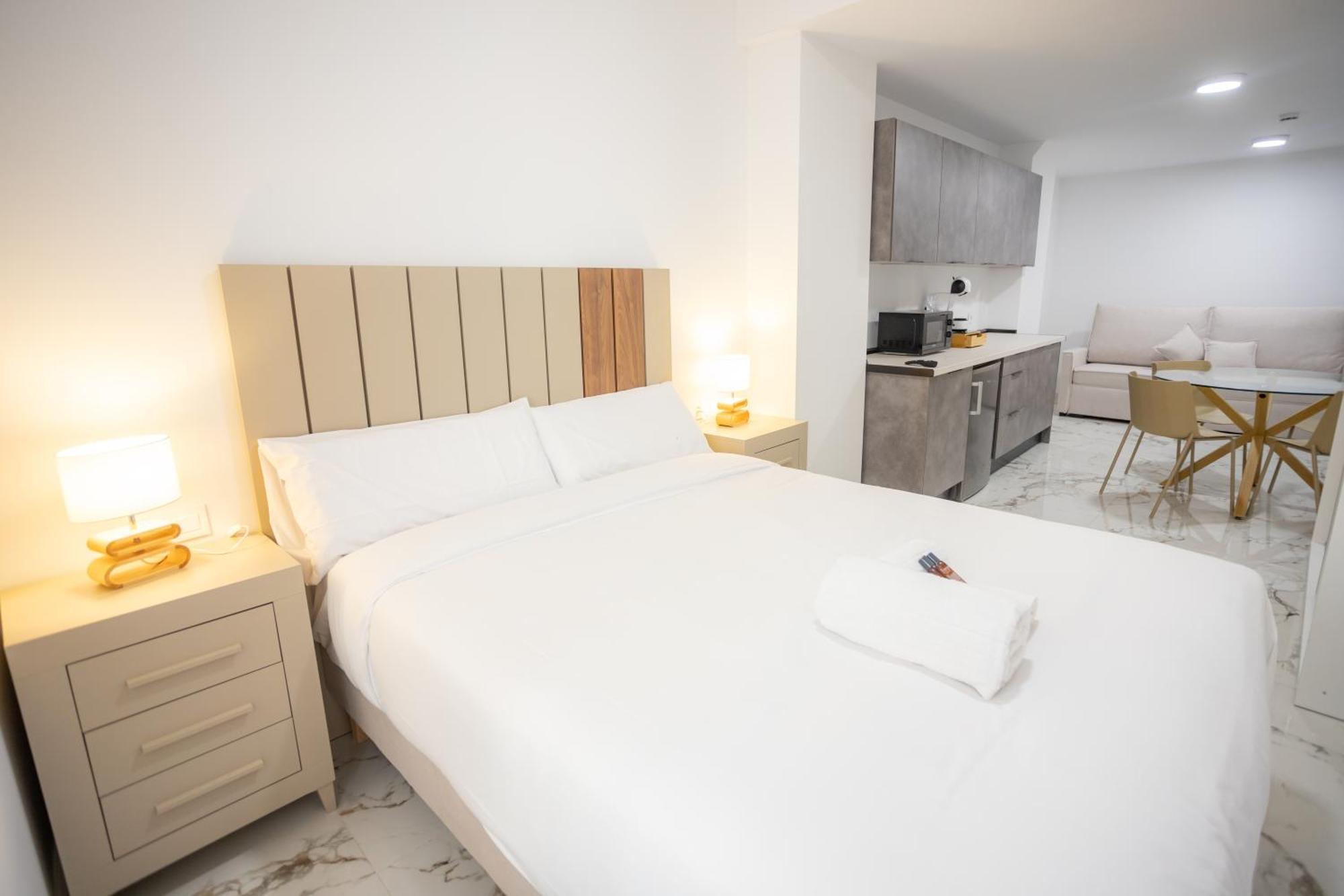L&G Apartments Bahia Suite อาลิกันเต ภายนอก รูปภาพ