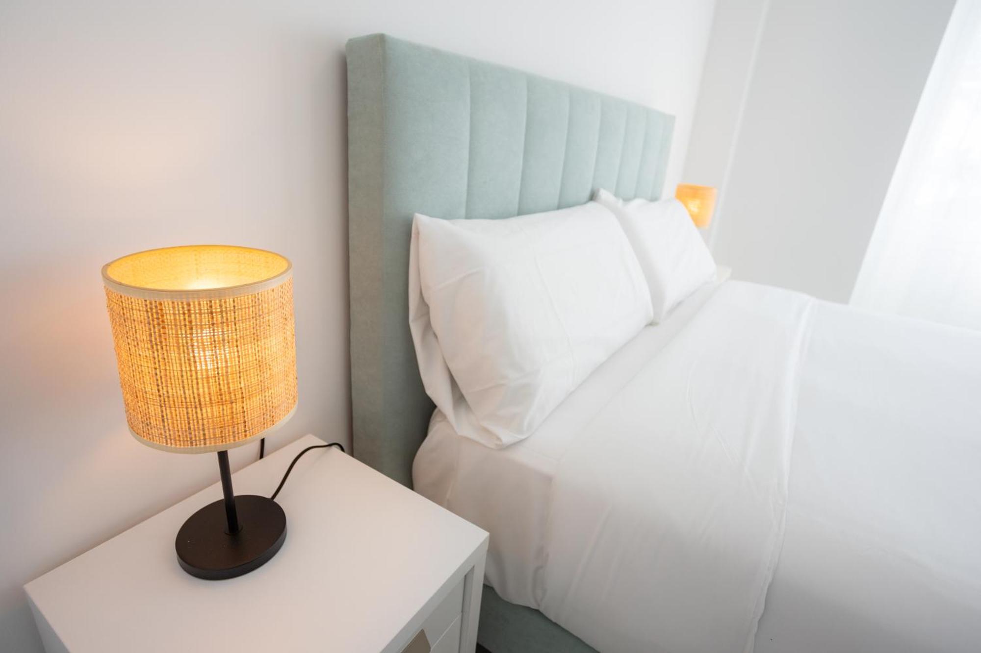 L&G Apartments Bahia Suite อาลิกันเต ภายนอก รูปภาพ