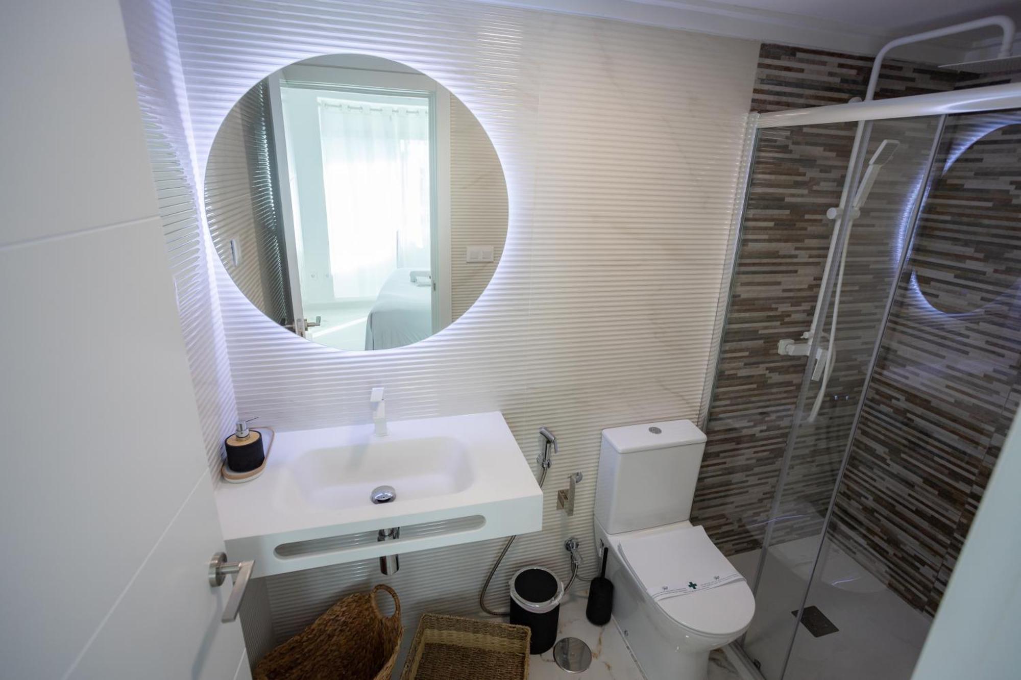 L&G Apartments Bahia Suite อาลิกันเต ภายนอก รูปภาพ