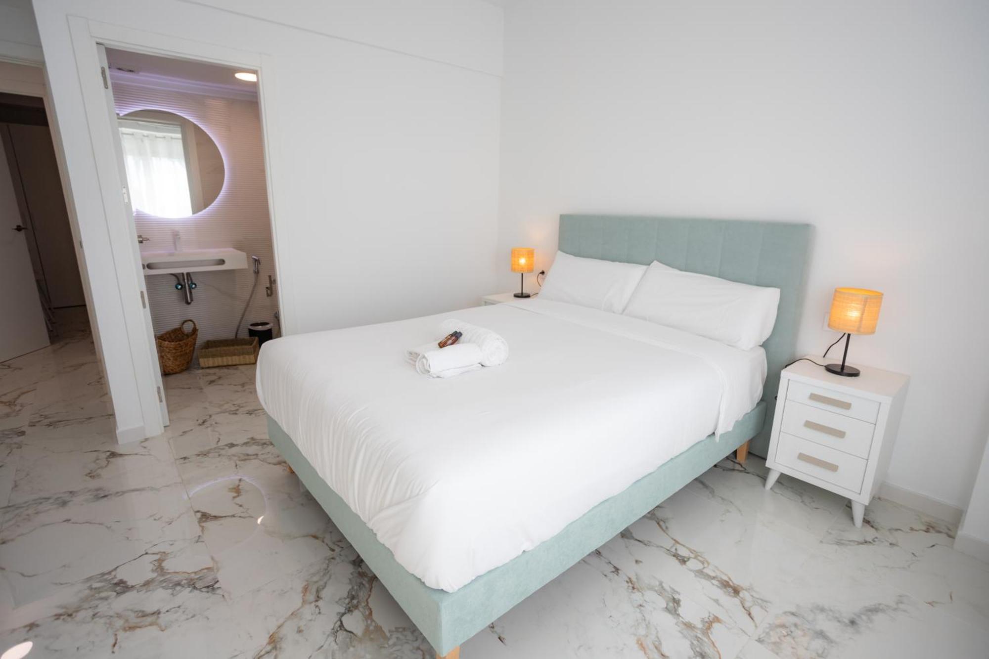 L&G Apartments Bahia Suite อาลิกันเต ภายนอก รูปภาพ