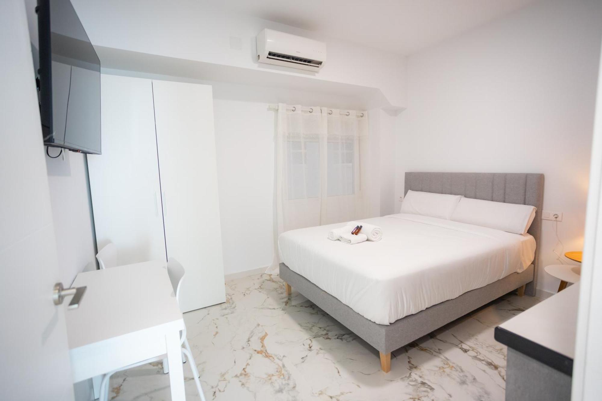 L&G Apartments Bahia Suite อาลิกันเต ภายนอก รูปภาพ